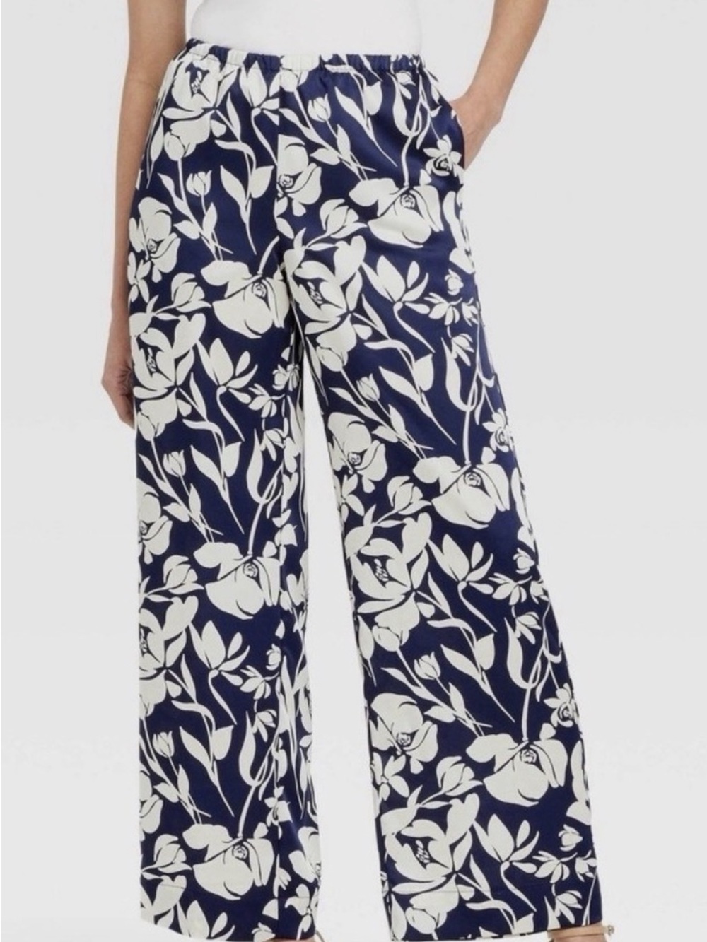 a new day Navy Wide-Leg Floral Print Pants with White Blooms